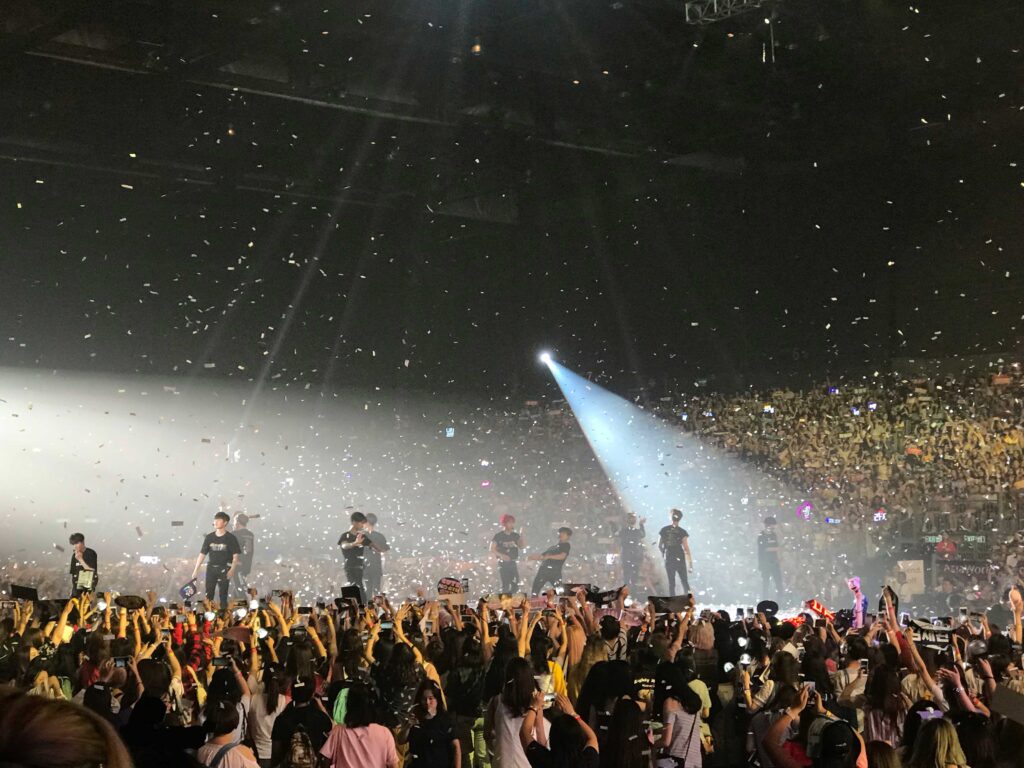 政策轉型成功韓流蔓延國際– 世新大學小世界