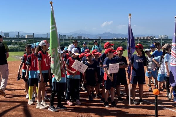 樂樂棒球扎根 銜接國球根基