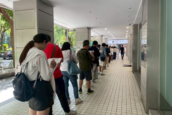 花錢買時間 代排服務衍生懶人商機